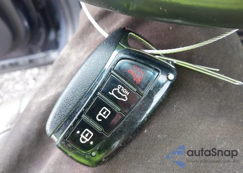 2013 Hyundai Santa Fe Sport 2.0T from USA, damaged, VIN 5XYZU3LA5DG108227